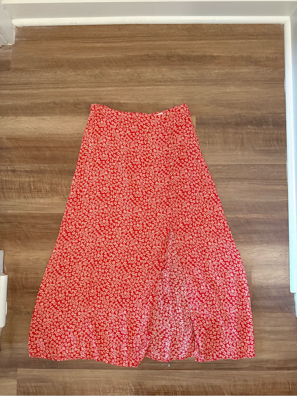 Mango Slit Red Floral Maxi Skirt - Picture 2 of 6